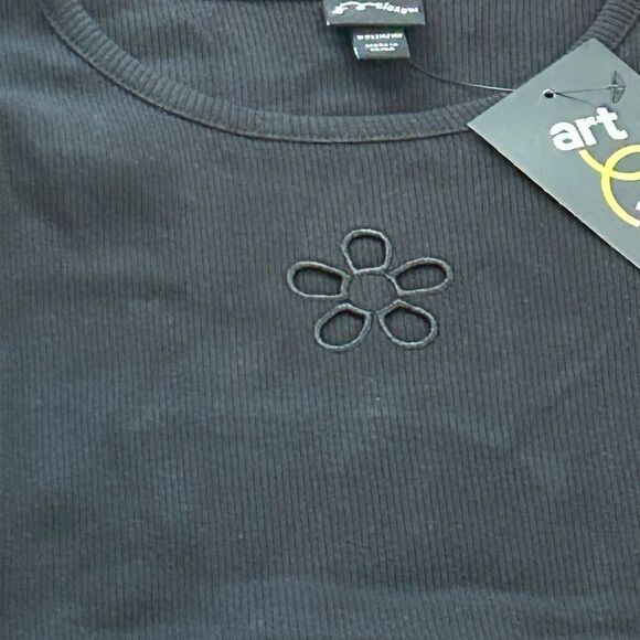 Girls Long Sleeve Shirt with Flower Embroidery Design Size XXL 16/18 - Picture 2 of 4